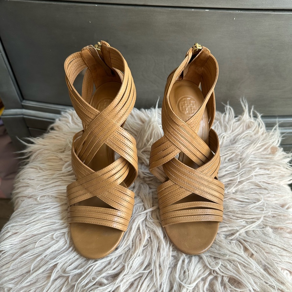 Tory Burch Heels - Picture 1 of 5